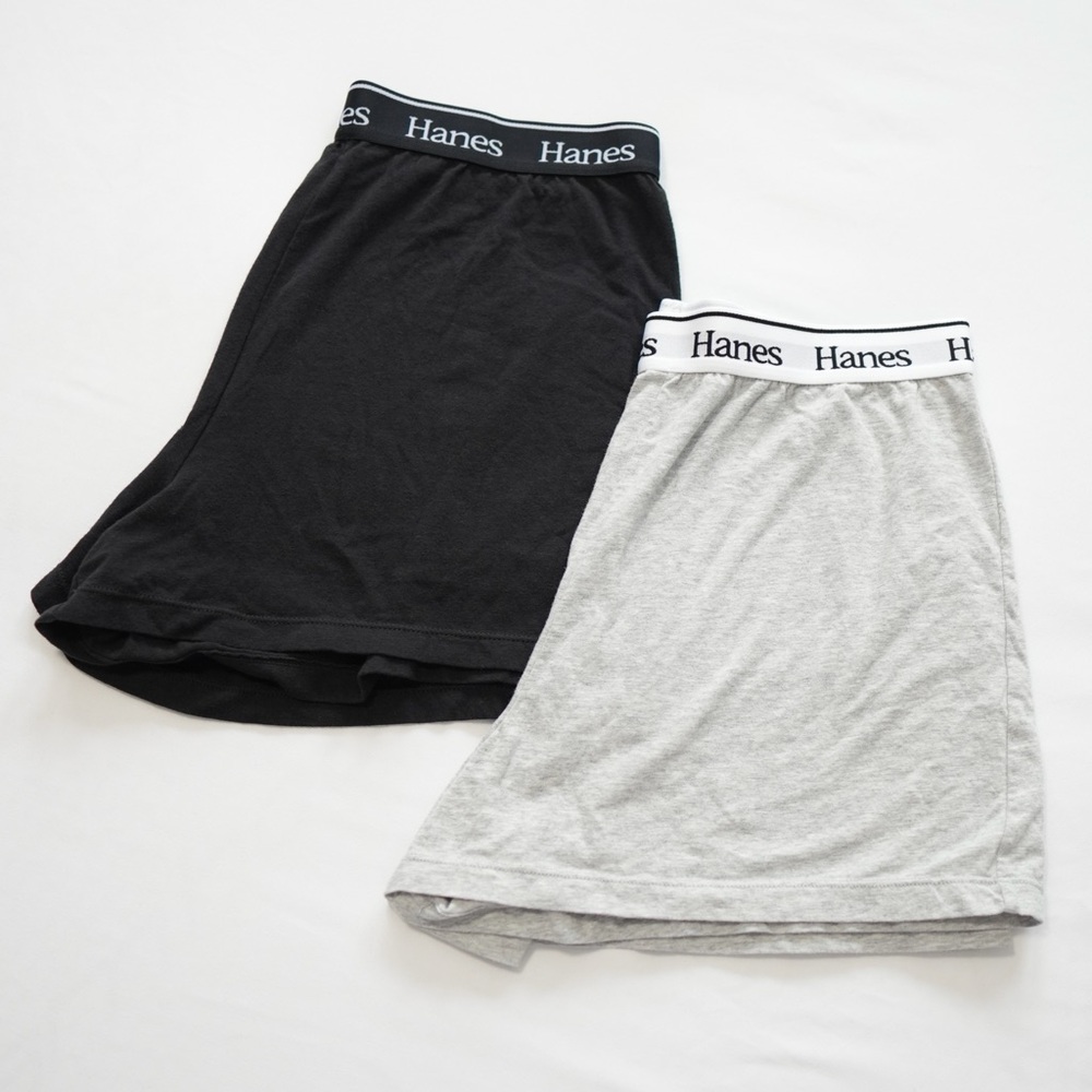 2 Pack Women’s Hanes Cotton Shorts